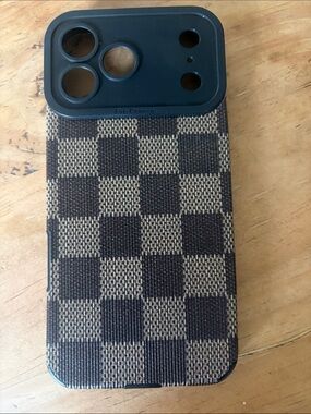 Checkerboard Fabric Phone Case with Black Camera Guard